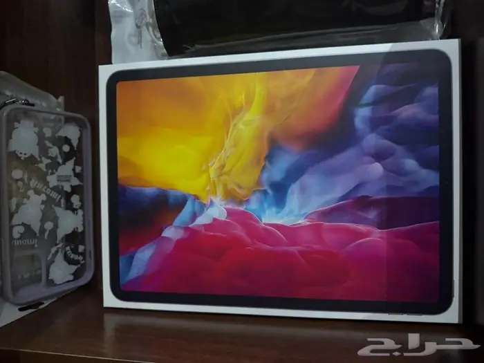 ايباد برو شريحه مع قلم الايباد 0