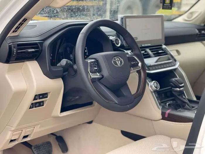 تتوفر فئات لاندكروزر2025 اصفار لمبيعات البنك باقل ربح0.35 2