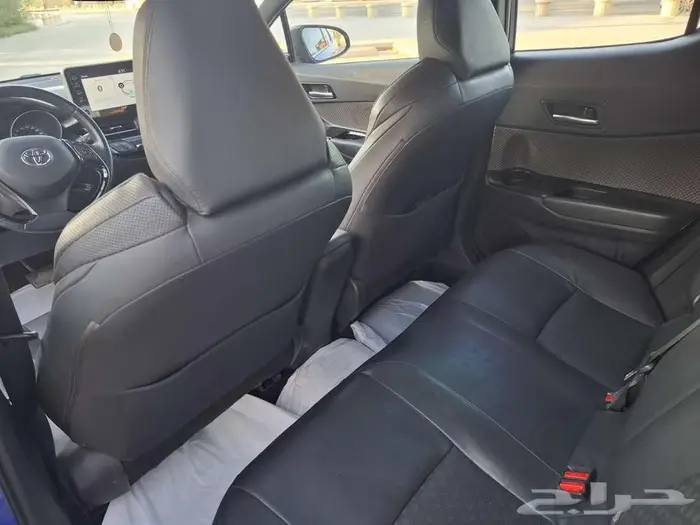 تويوتا CH-R سي اتش ار للبيع 1