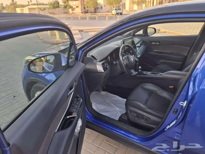 تويوتا CH-R سي اتش ار للبيع 3