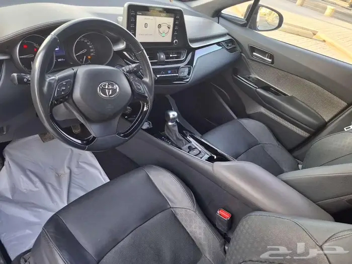 تويوتا CH-R سي اتش ار للبيع 23