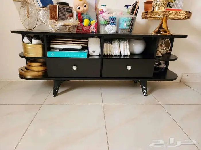 طاولة بلازما - مقعد وجلاسة رضيع - مرايات - لوحة طاووس 2