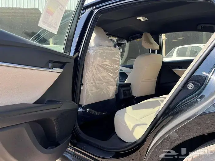 تويوتا كامري E 2025 نقد وتقسيط 6