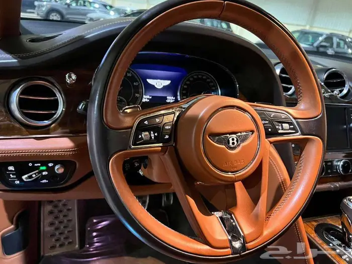 بنتلي بنتياقا موديل 2019 سعودي بدى وكالة 10