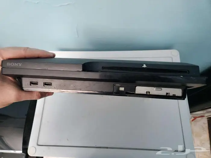 بلايستيشن 3 يشتغل 40 ثانية و يفصل 2