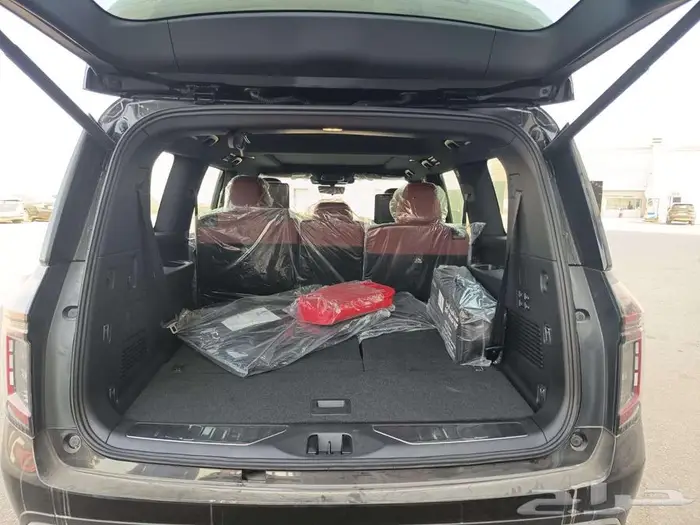 نيسان باترول بلاتينيوم اسود داخل احمر تنفس طبيعي 2026 6