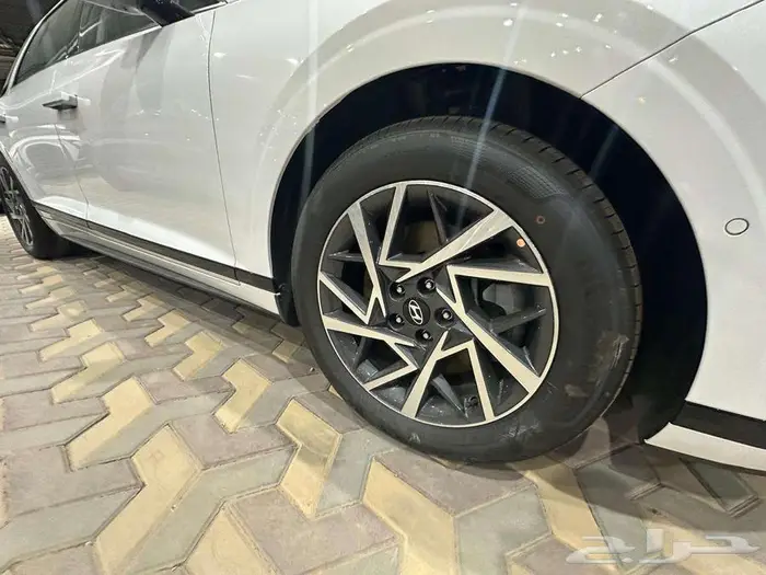 هيونداي ازيرا اكسكلوسيف 2026 2