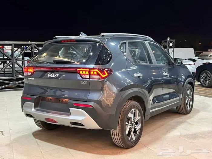 كيا سونيت ستاندر مطور 2024 متوفر ابيض و فضي 7