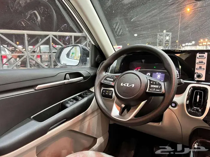 كيا سونيت ستاندر مطور 2024 متوفر ابيض و فضي 8