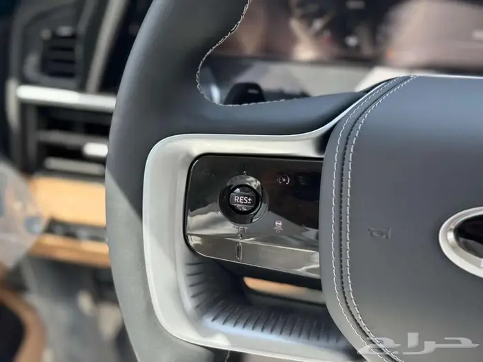 إنفينيتي QX80 2025 سينسوري - نص فل 9