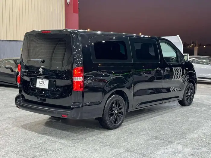 بيجو ترافلر موديل 2023 3