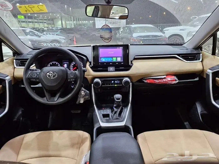 تويوتا راف فور LE بنزين دبل 2025كاش وأقساط 9