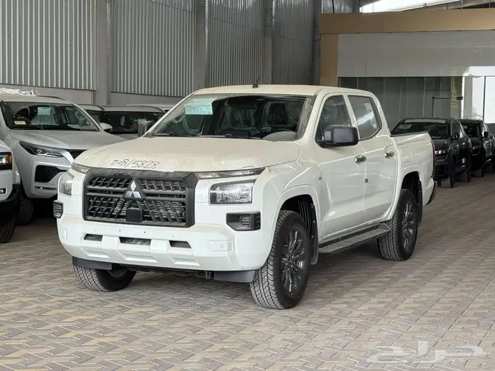 ميتسوبيشي L200 غمارتين دبل نص فل اوتوماتيك 2024 كاش وأقساط 0