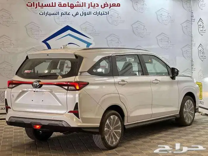 تويوتا فيلوز GLX 2025 كاش واقساط 3