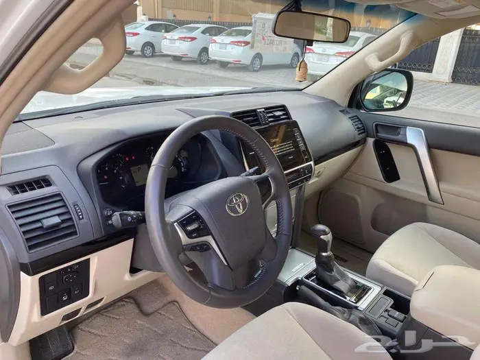 تويوتا برادو TXL 2023 فل كامل 11