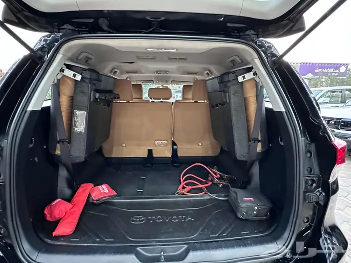 تويوتا فورتشنر بنزين 6سلند VX 21