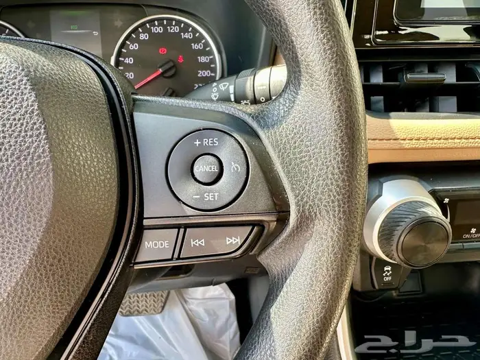 تويوتا رافور 2022 9