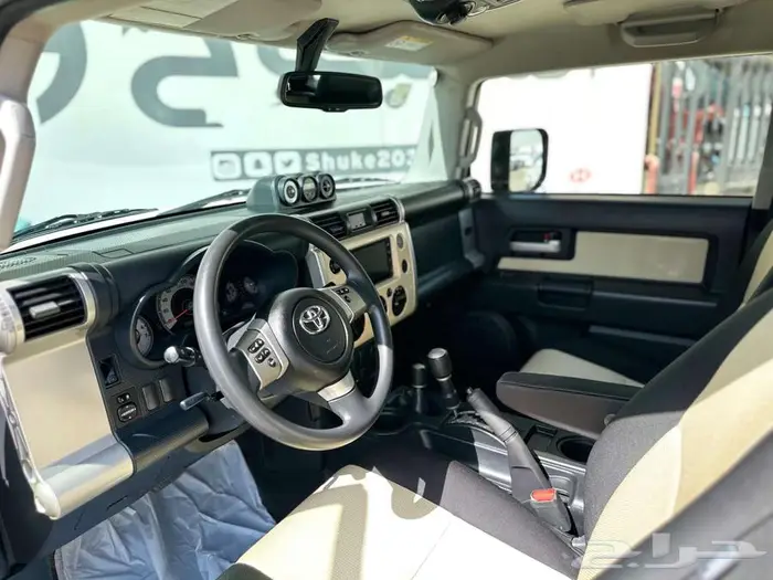 تويوتا FJ 2023 نظيف 8