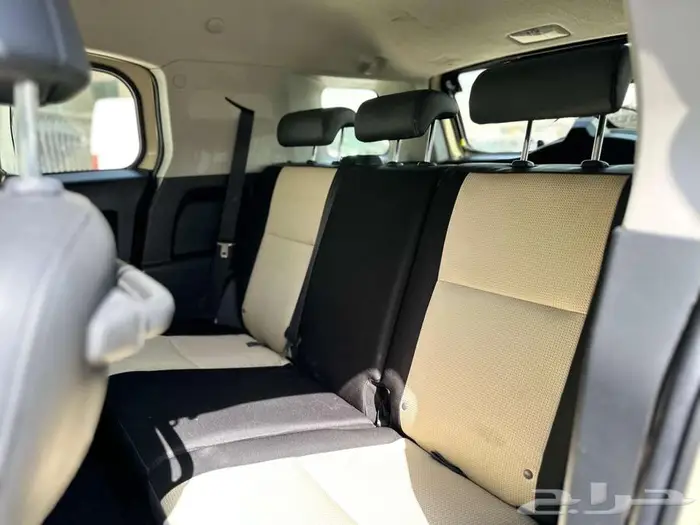 تويوتا FJ 2023 نظيف 13