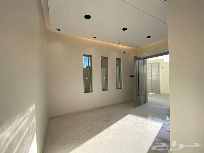 للبيع فيلا 3 أدور 10