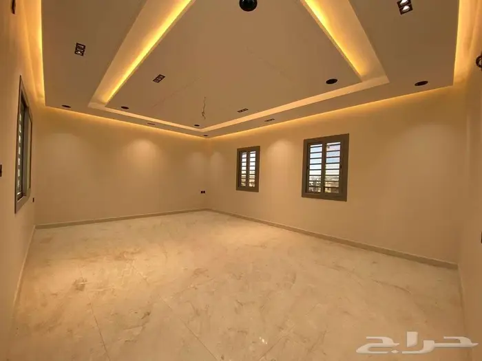 للبيع فيلا 3 أدور 19