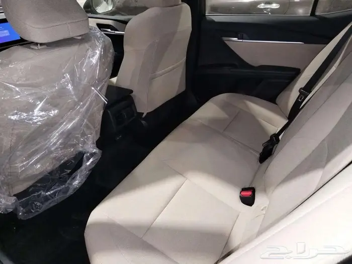 تويوتا كامري LE بنزين 2025 17