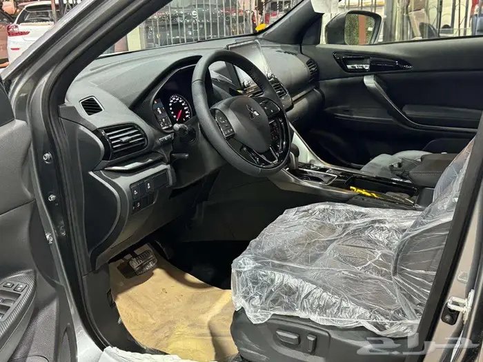 ميتسوبيشى اكليبس كروس فل دفع امامى موديل 2024 افضل عرض وسعر 3