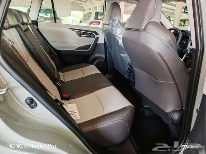 تويوتا راف فور ادفنشر Adventure موديل 2025 31