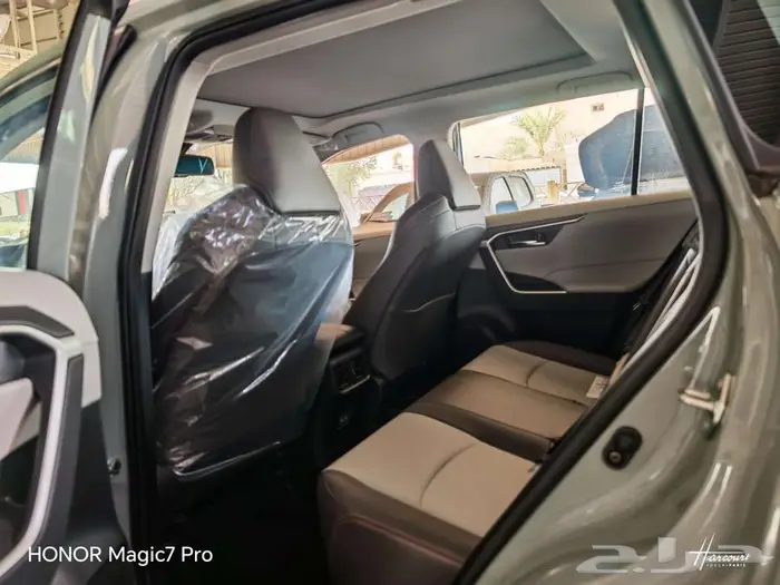 تويوتا راف فور ادفنشر Adventure موديل 2025 36