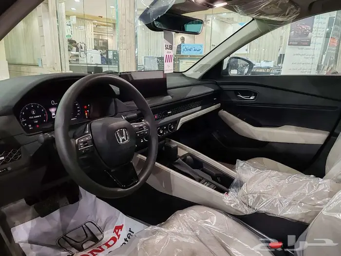 هوندا اكورد LX موديل 2025 14