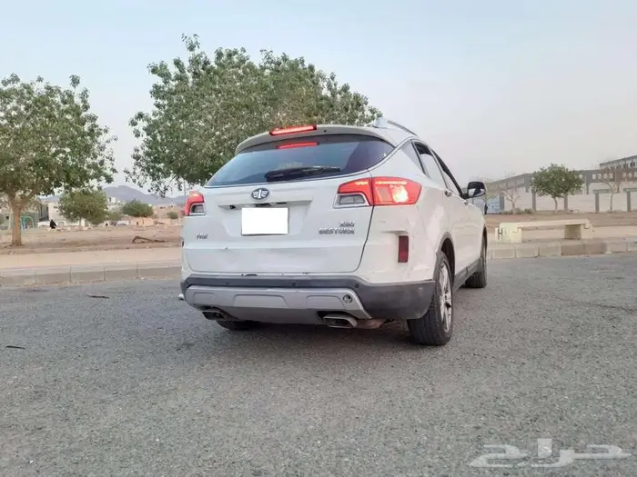 للبيع أرخص سيارة جيب عائلية بمواصفات عالية 5