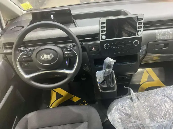 هيونداي ستاريا 9 راكب ديزل 2025 3