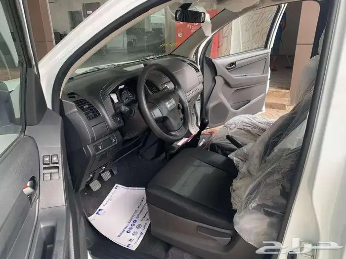 ايسوزو بكب غمارة زجاج كهرباء 2025 1