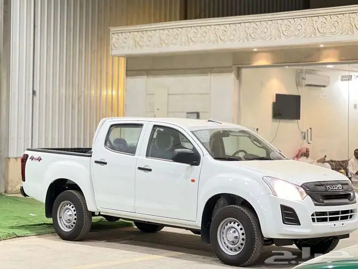 ايسوزو ديماكس غمارتين 2025 بدون دبل 16