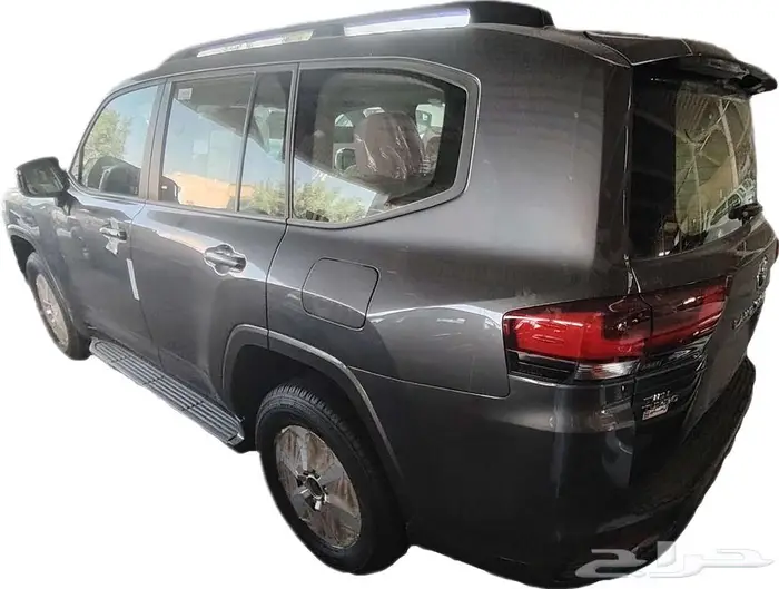 لاندكروزر L2 بنزين موديل 2025 حبه فقط لون رمادي 11