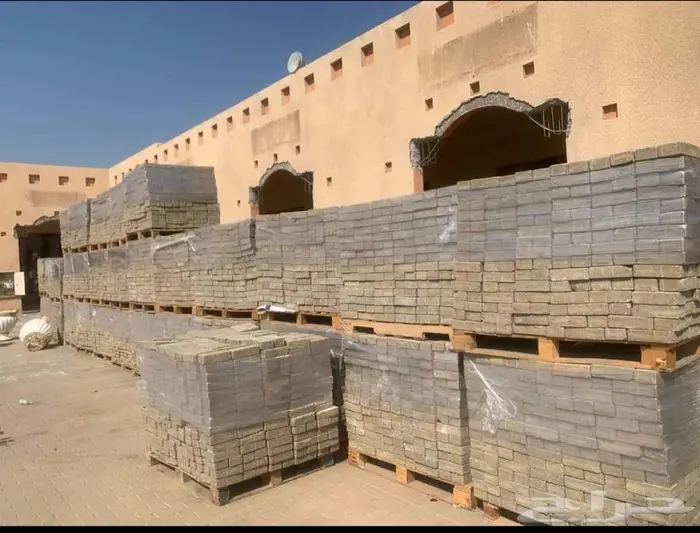 أنتر لوك للبيع في جيزان 0