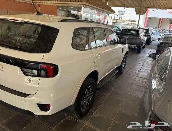 فورد ايفرست 2025 استندر اقل سعر 10