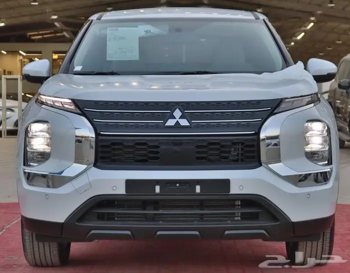 ميتسبويشي اوتلاندر 2025 استاندر 7 مقاعد (مبيعات بنوك) 4