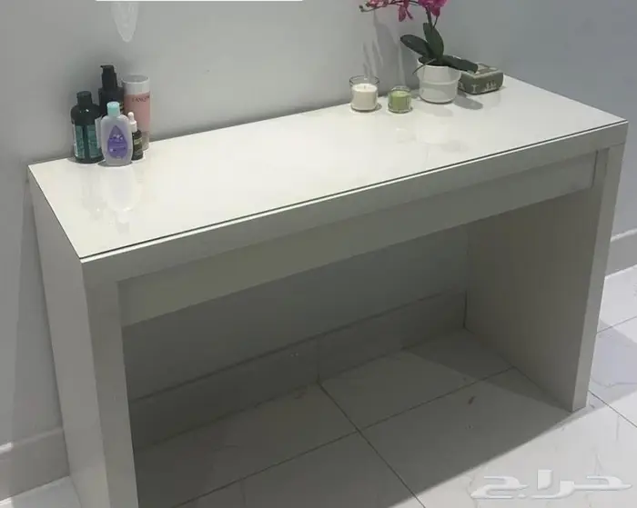 مراية و طاولة مكياج 1