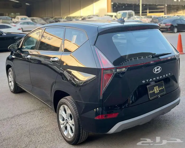 هونداي استارجيزر موديل 2025-معرض خلف للسيارت 5