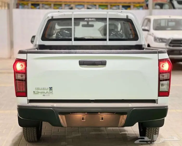 ايسوزو ديماكس غمارتين 2025 بدون دبل 14