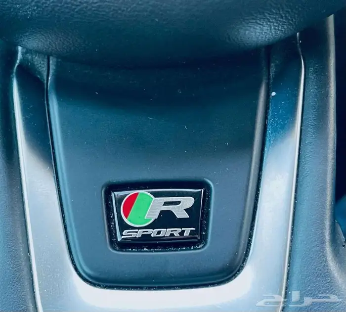 جاكوار F PACE 2020 فل كامل 23