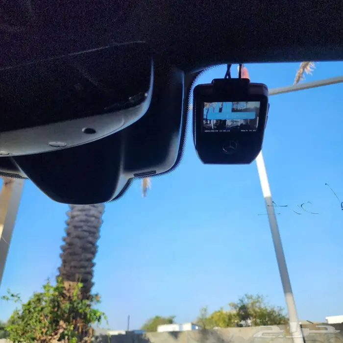 مرسدس بنز E250 نظيفة جدا 2