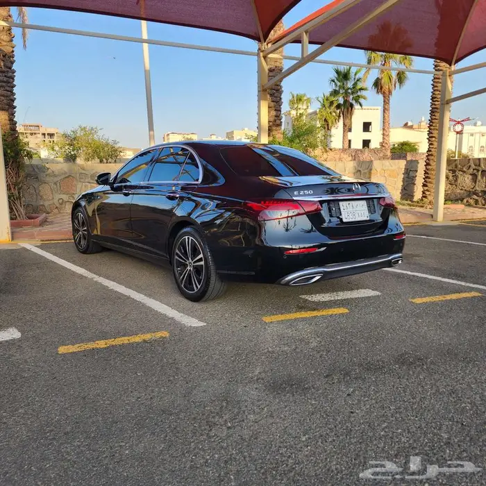 مرسدس بنز E250 نظيفة جدا 1