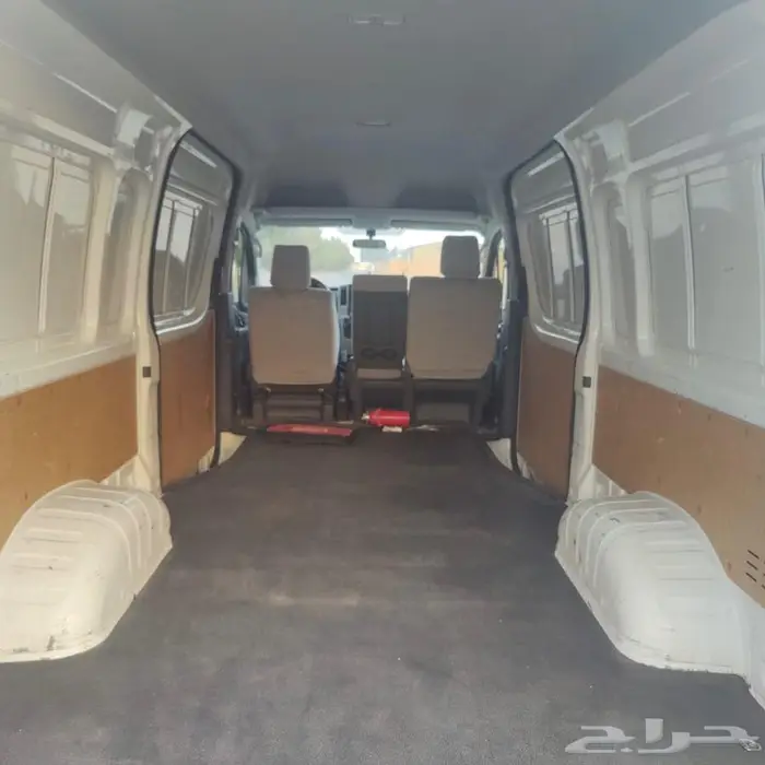 هايس بضاعة 2023 شبه جديد ديزل تويوتا باص 7