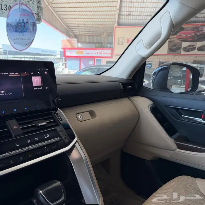 لاندكروزر 2024 الفئه الخامسه 6