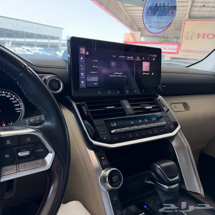 لاندكروزر 2024 الفئه الخامسه 5