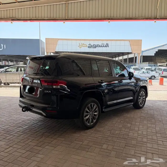 لاندكروزر 2024 الفئه الخامسه 4