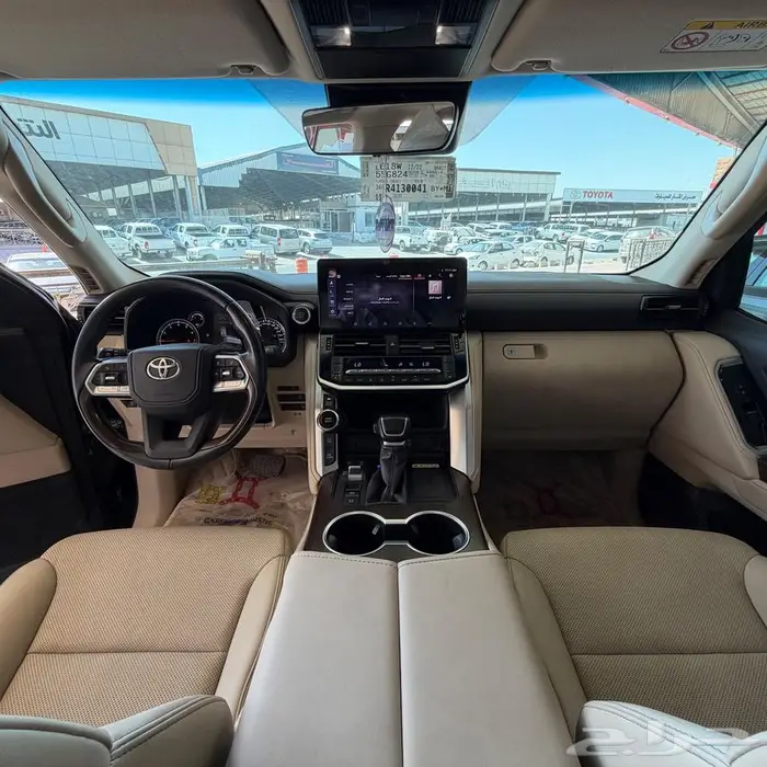 لاندكروزر 2024 الفئه الخامسه 11