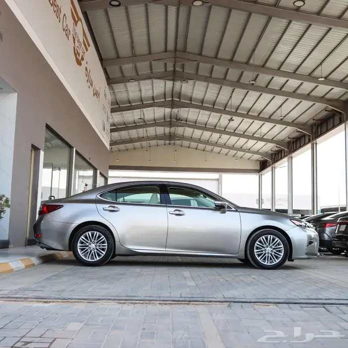 لكزس ES350 موديل 2016 3